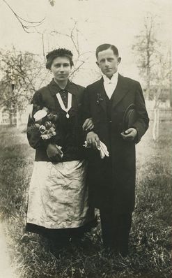 rok 1929.Ślub Emmy Garcorz z Franzem Przybysz. Pilchowice

