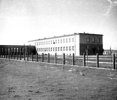 szkoła w Pilchowicach- otwarta w 1961r. 
