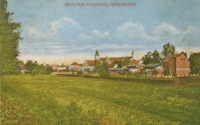 Panorama Pilchowic (ulica Dworcowa) na pocztówce z 1936r. 
